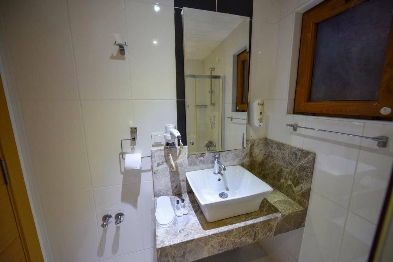 Lidya City Hotel Fethiye Exterior foto